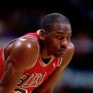 Michael Jordan 23 Red NBA jersey retro playing