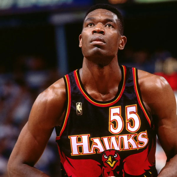 Dikembe Mutombo Photo Playing