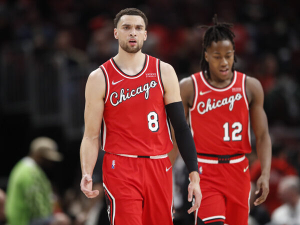 Zach Lavine 8 Cheap City NBA Jersey Chicago Bulls playing
