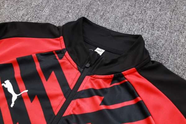 AC Milan Tracksuit Football Shirt 2023/2024 details 1
