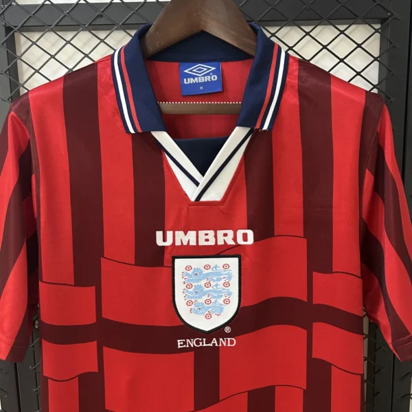 England Away Football Shirt 1998:1999 Detail