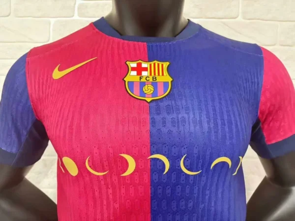 FC Barcelona x Coldplay Home Football Shirt 2024:2025 crest