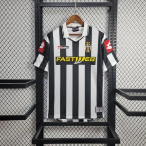 Juventus Home Football Shirt 2001/2002