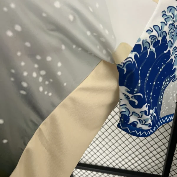 Japan Waves Football Shirt 2025:2026 Detail