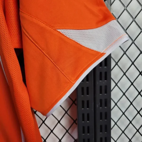 Netherlands Home Football Shirt 2004:2005 Detail