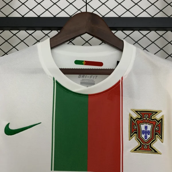 Portugal Away Football Shirt 2010:2011 Detail
