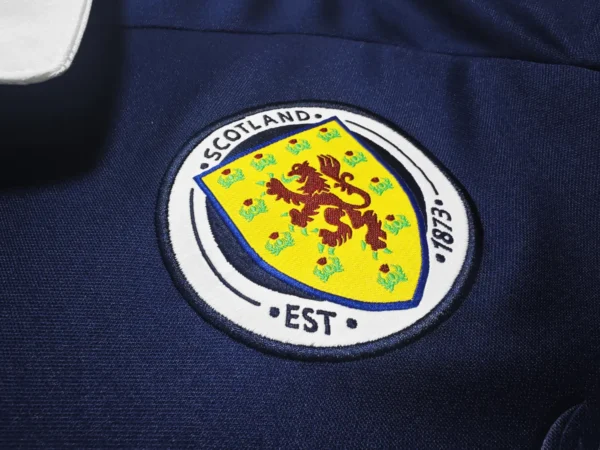 Scotland Home Football Shirt 2012:2013 Crest