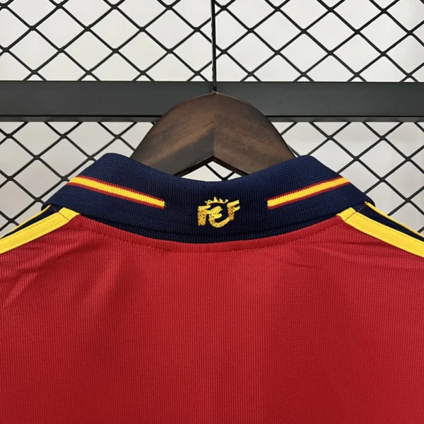 Spain Home Football Shirt 2000:2001 Detail