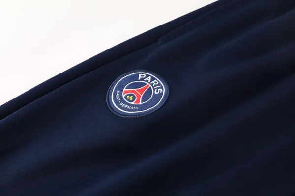 PSG Tracksuit Football Shirt 2024/2025 details 2