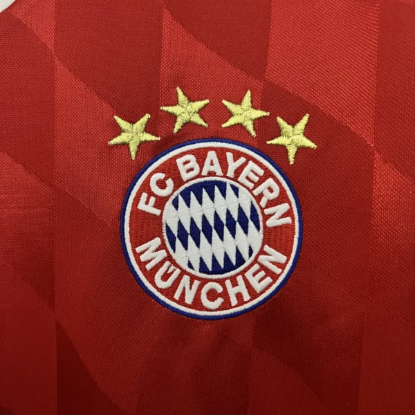 Bayern Munich Home Football Shirt 2013/2014 details 1