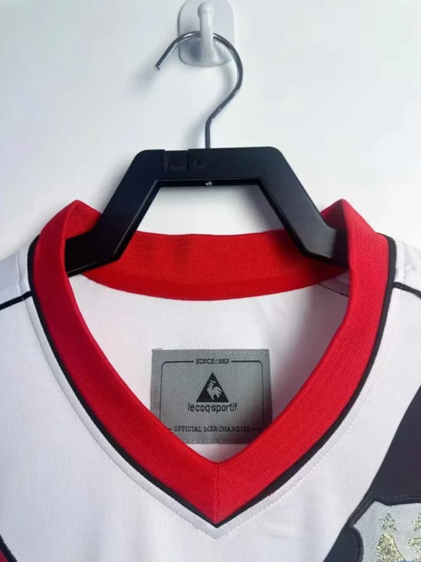 man city 02-03 away details 1
