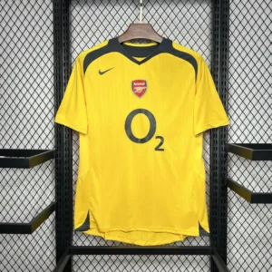 Arsenal FC Away Football Shirt 2005:2006