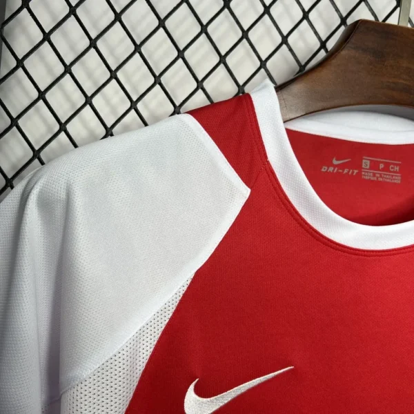 Arsenal FC Home Football Shirt 2002:2003 Detail
