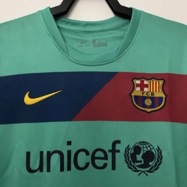 FC Barcelona Away Football Shirt 10:11 Detail