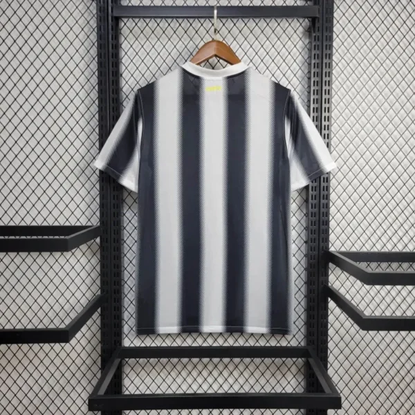 Juventus Home Football Shirt 2011:2012 Back