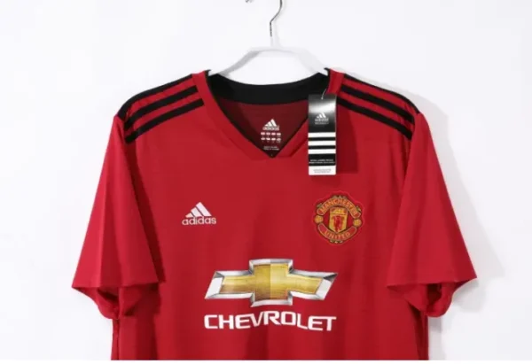 Manchester United Home Football Shirt 2018:2019 Detail
